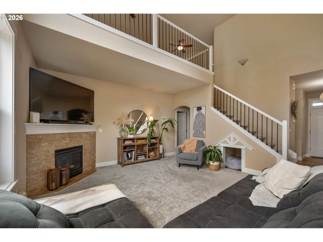 60240 WAPITI Dr, St Helens, OR 97051
