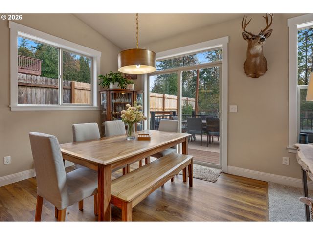 60240 WAPITI Dr, St Helens, OR 97051