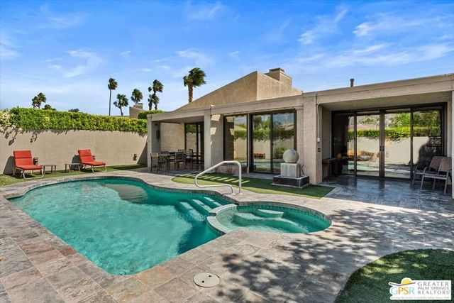 2863 Sundance Circle, Palm Springs, CA 92262