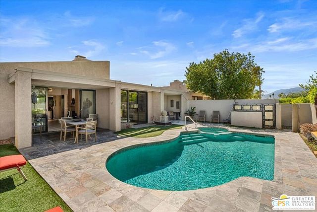 2863 Sundance Circle, Palm Springs, CA 92262