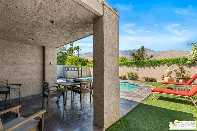 2863 Sundance Circle, Palm Springs, CA 92262