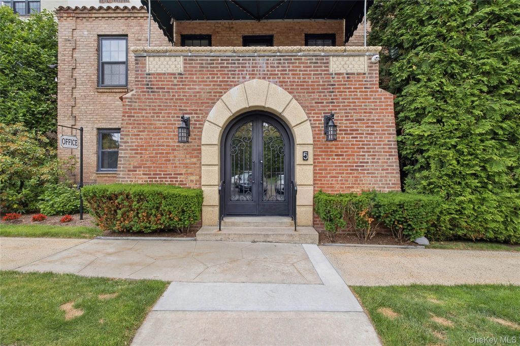 1273 North Avenue 1E/5, New Rochelle, NY 10804