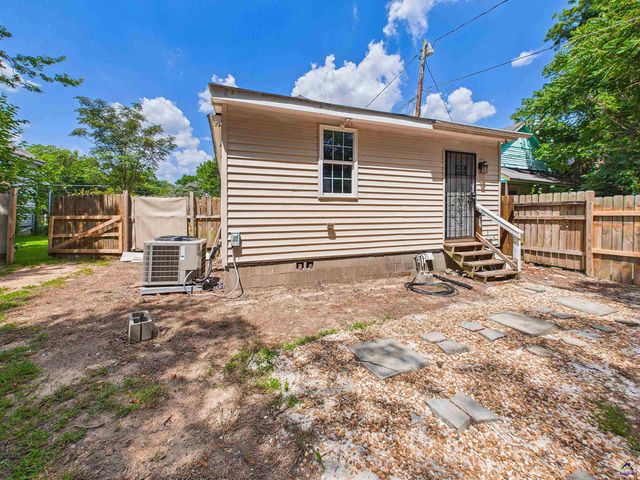 823 Elm Street, Macon, GA 31201