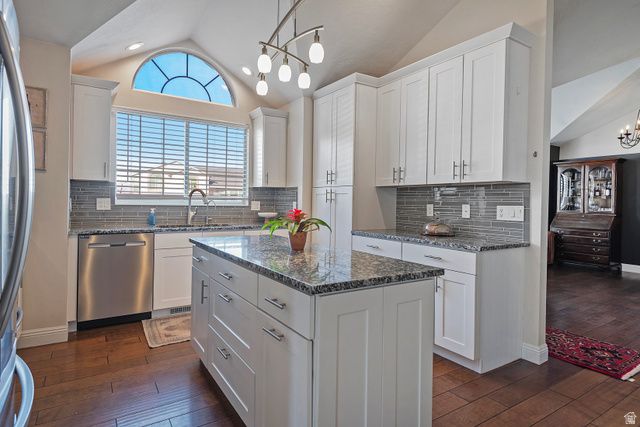 11755 S CANBERRA DR, Sandy, UT 84094