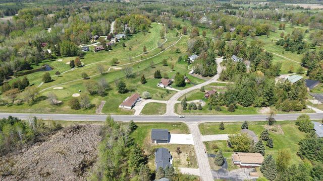 1990 Huntington Circle, Gladwin, MI 48624