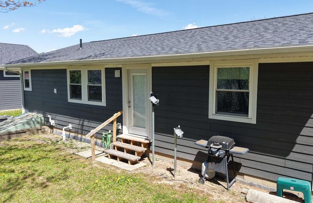 1990 Huntington Circle, Gladwin, MI 48624