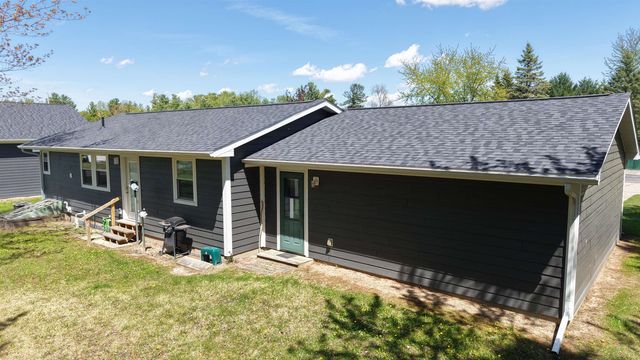1990 Huntington Circle, Gladwin, MI 48624