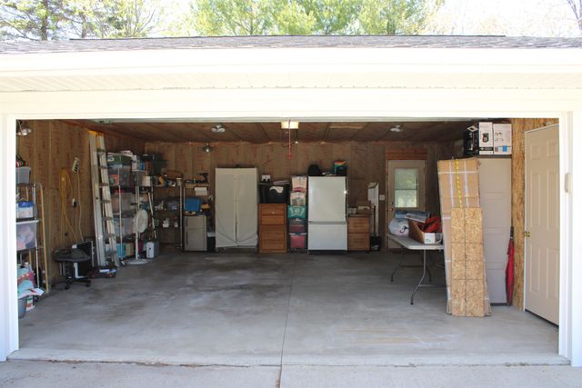 1990 Huntington Circle, Gladwin, MI 48624