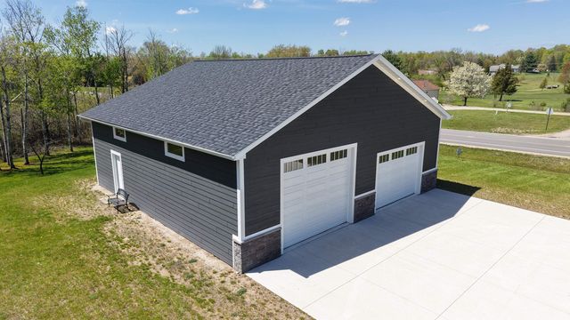 1990 Huntington Circle, Gladwin, MI 48624