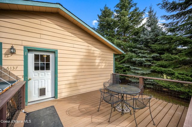 6137 Dallas LN, Bonners Ferry, ID 83805