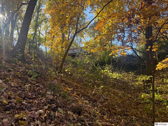 601 N Martin Drive, Bellevue, NE 68005