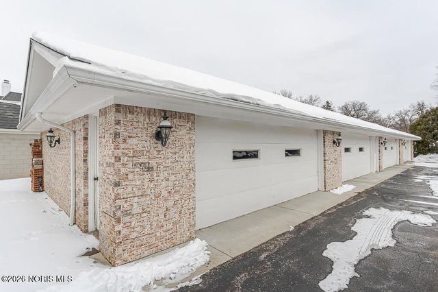 6562 Woodhall Drive, 4, Sylvania, OH 43560