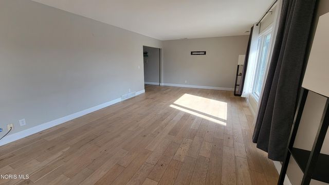 6562 Woodhall Drive, 4, Sylvania, OH 43560