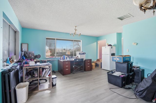 10106 S PEONY WAY, Sandy, UT 84094