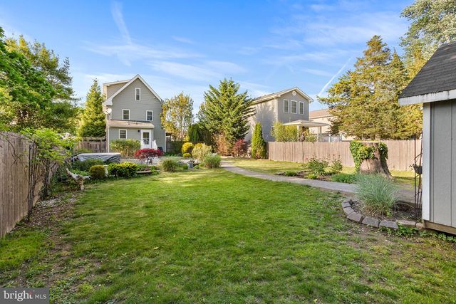 142 OTIS AVE, Tuckerton, NJ 08087