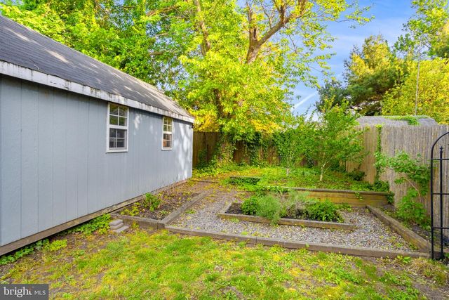 142 OTIS AVE, Tuckerton, NJ 08087