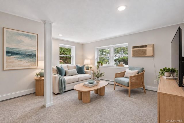 44 Chestnut Avenue, Setauket, NY 11733