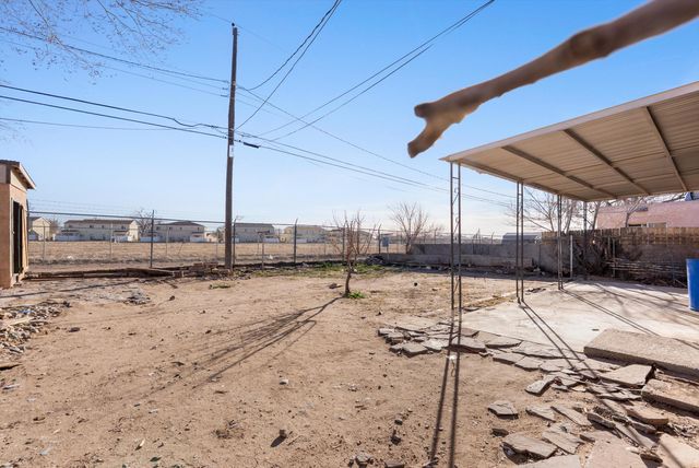 8116 Kathryn Avenue SE, Albuquerque, NM 87108