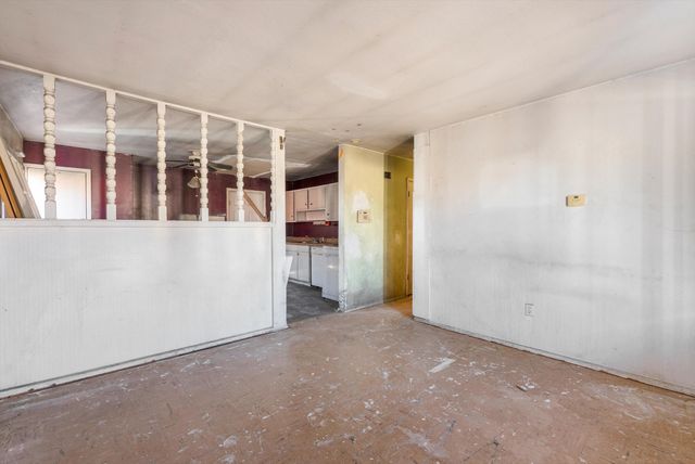 8116 Kathryn Avenue SE, Albuquerque, NM 87108