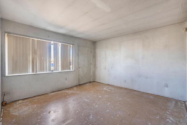 8116 Kathryn Avenue SE, Albuquerque, NM 87108