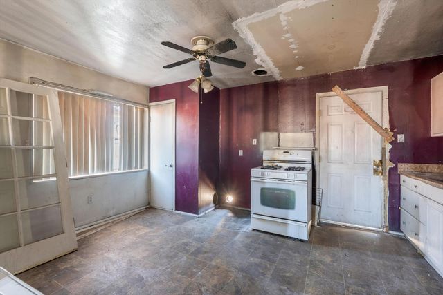 8116 Kathryn Avenue SE, Albuquerque, NM 87108