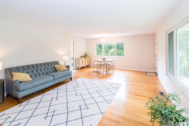 1455 Chalmers Drive, Ann Arbor, MI 48104