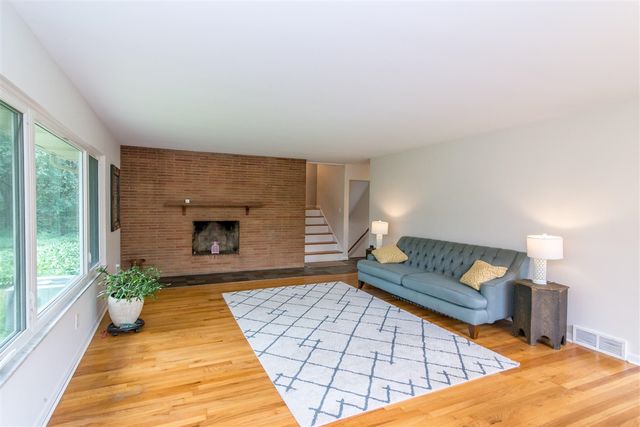 1455 Chalmers Drive, Ann Arbor, MI 48104