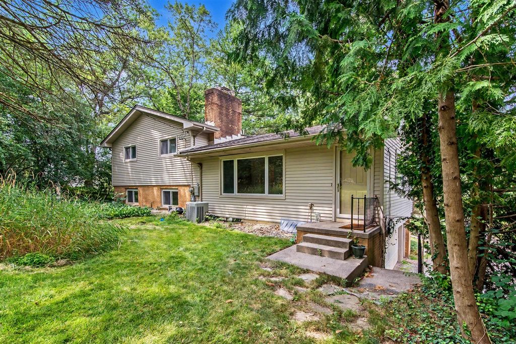 1455 Chalmers Drive, Ann Arbor, MI 48104
