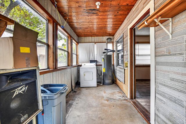 3009 Caddo Trail, Lake Worth, TX 76135