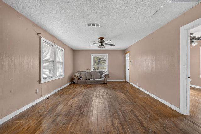 3009 Caddo Trail, Lake Worth, TX 76135