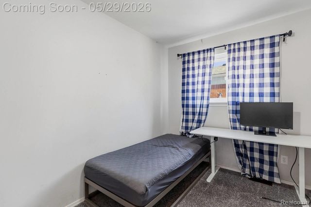 27904 Glenwood Street, St. Clair Shores, MI 48081
