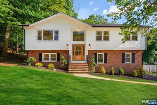 13 Arverne Road, West Orange, NJ 07052