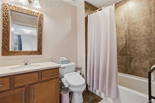 30158 Rosemond Court, Franklin Village, MI 48025