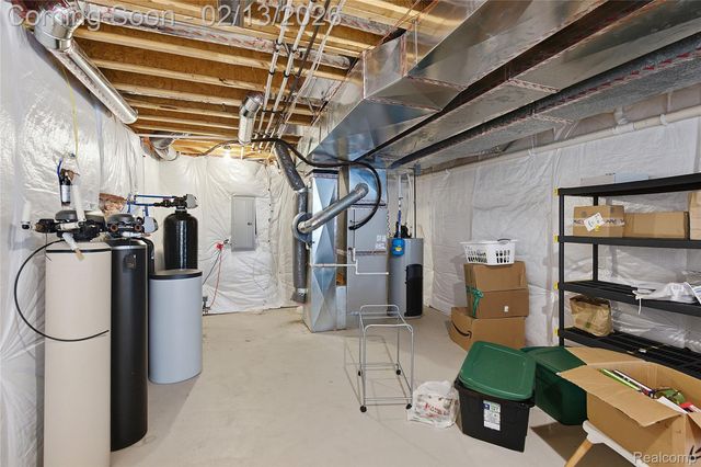 30158 Rosemond Court, Franklin Village, MI 48025