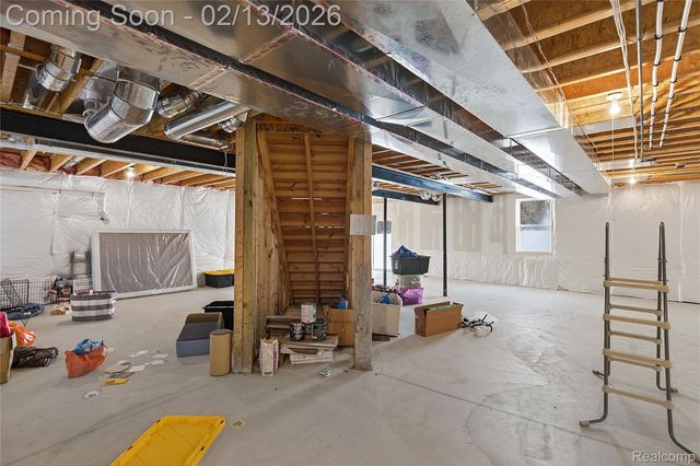 30158 Rosemond Court, Franklin Village, MI 48025