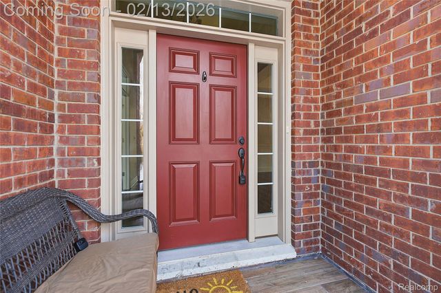 30158 Rosemond Court, Franklin Village, MI 48025