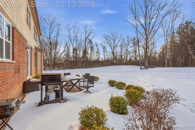 30158 Rosemond Court, Franklin Village, MI 48025