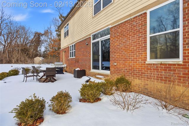 30158 Rosemond Court, Franklin Village, MI 48025