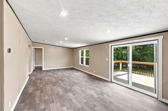7285 Oak Springs Rd, Nunnelly, TN 37137