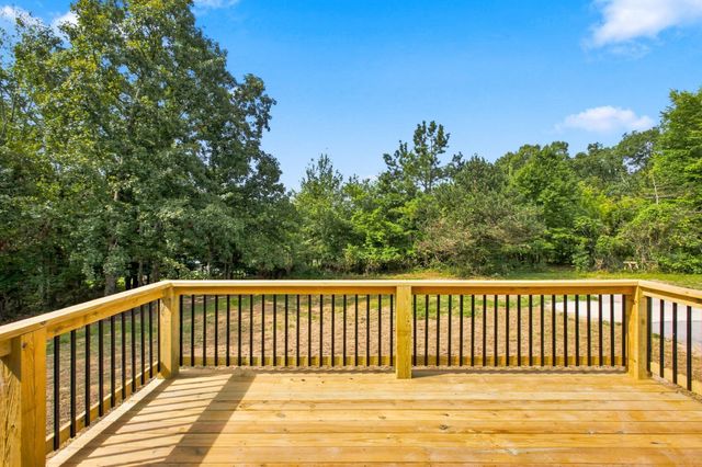 7285 Oak Springs Rd, Nunnelly, TN 37137