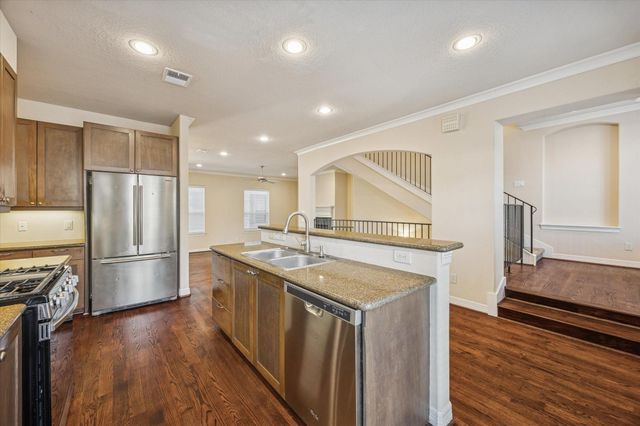 1511 Reinerman Street, Houston, TX 77007