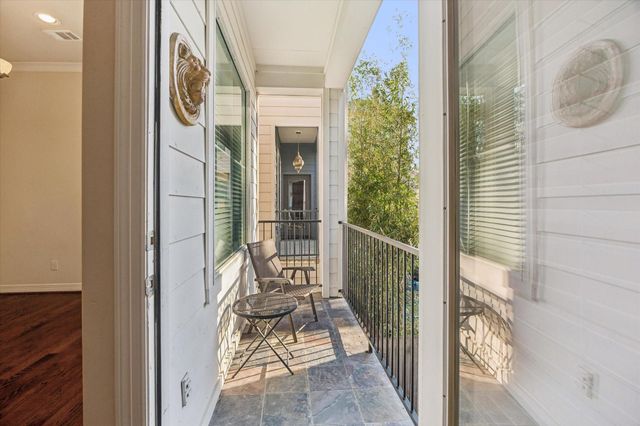 1511 Reinerman Street, Houston, TX 77007