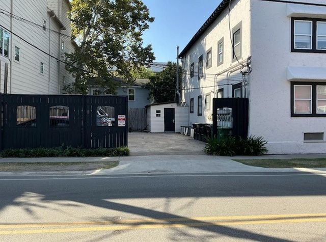 415 Fairview Avenue 4, Houston, TX 77006