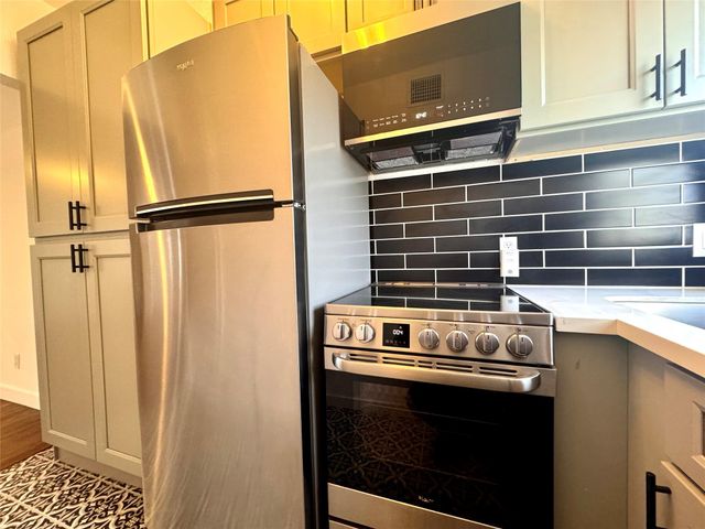 415 Fairview Avenue 4, Houston, TX 77006