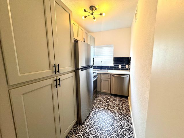 415 Fairview Avenue 4, Houston, TX 77006