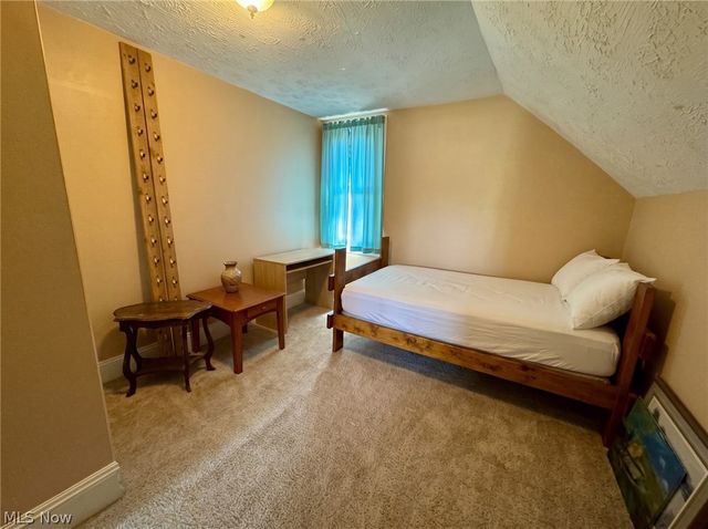 7714 Olde Eight Road, Hudson, OH 44236