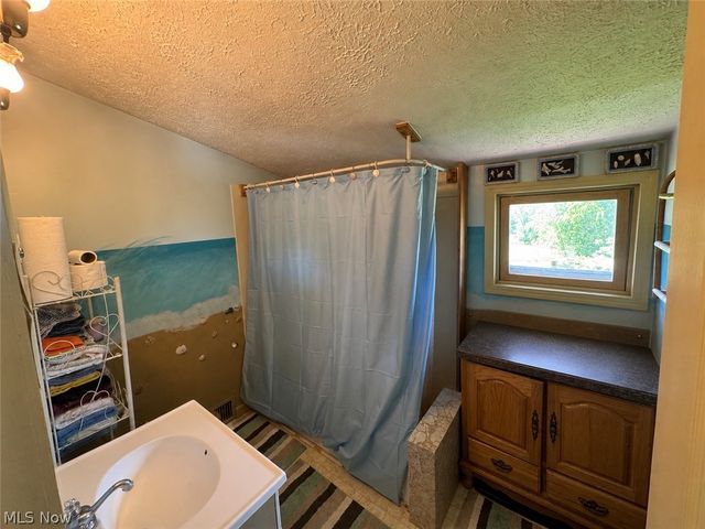 7714 Olde Eight Road, Hudson, OH 44236