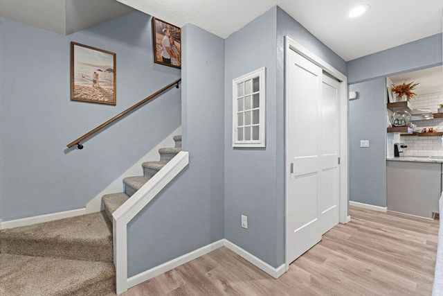 1001 FIELDCREST DRIVE, Menasha, WI 54952