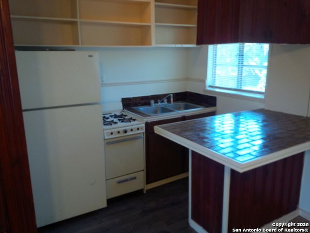 805 Eleanor Ave Unit A, San Antonio, TX 78209