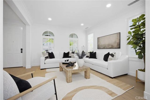 3 Tudor Way, Ladera Ranch, CA 92694